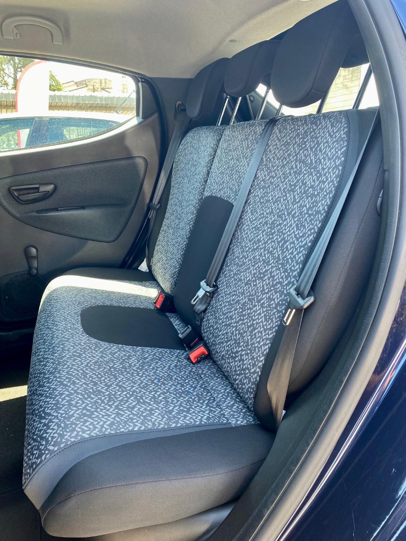 Lancia-Ypsilon 7/3/2026 12:00:00 AM Ibrida in vendita