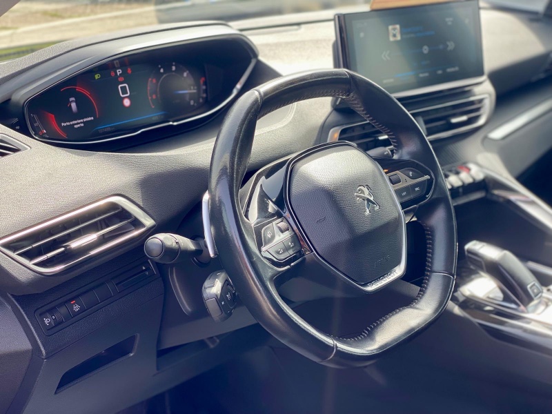 Peugeot-208 7/7/2021 12:00:00 AM Diesel in vendita