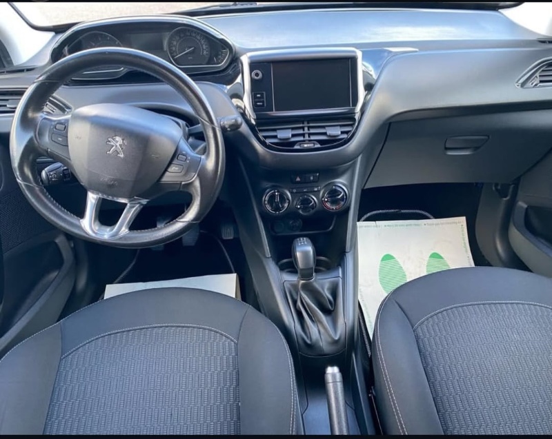 Peugeot-208 07/06/2017 00:00:00 Benzina in vendita